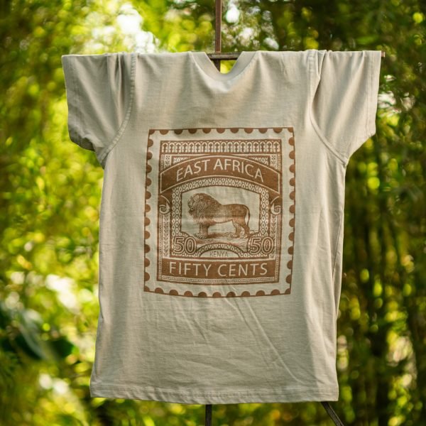 Lion Brown print on clay t-shirt