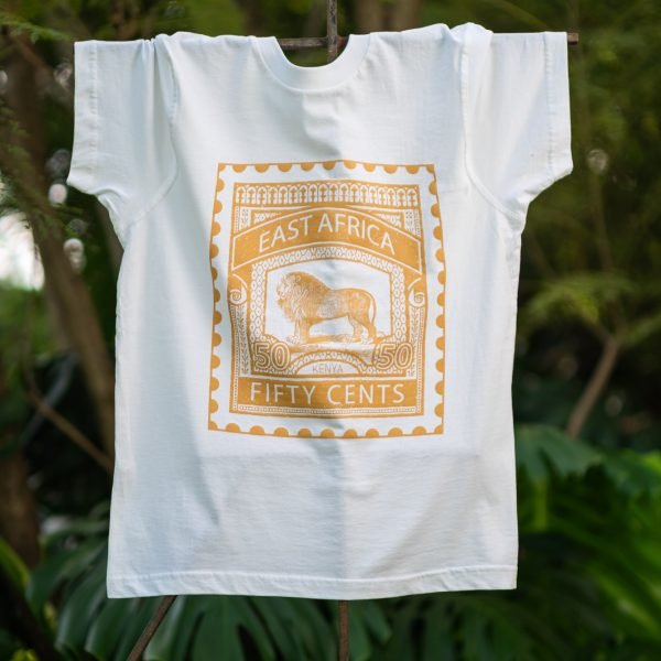 Lion Sand print on white t-shirt